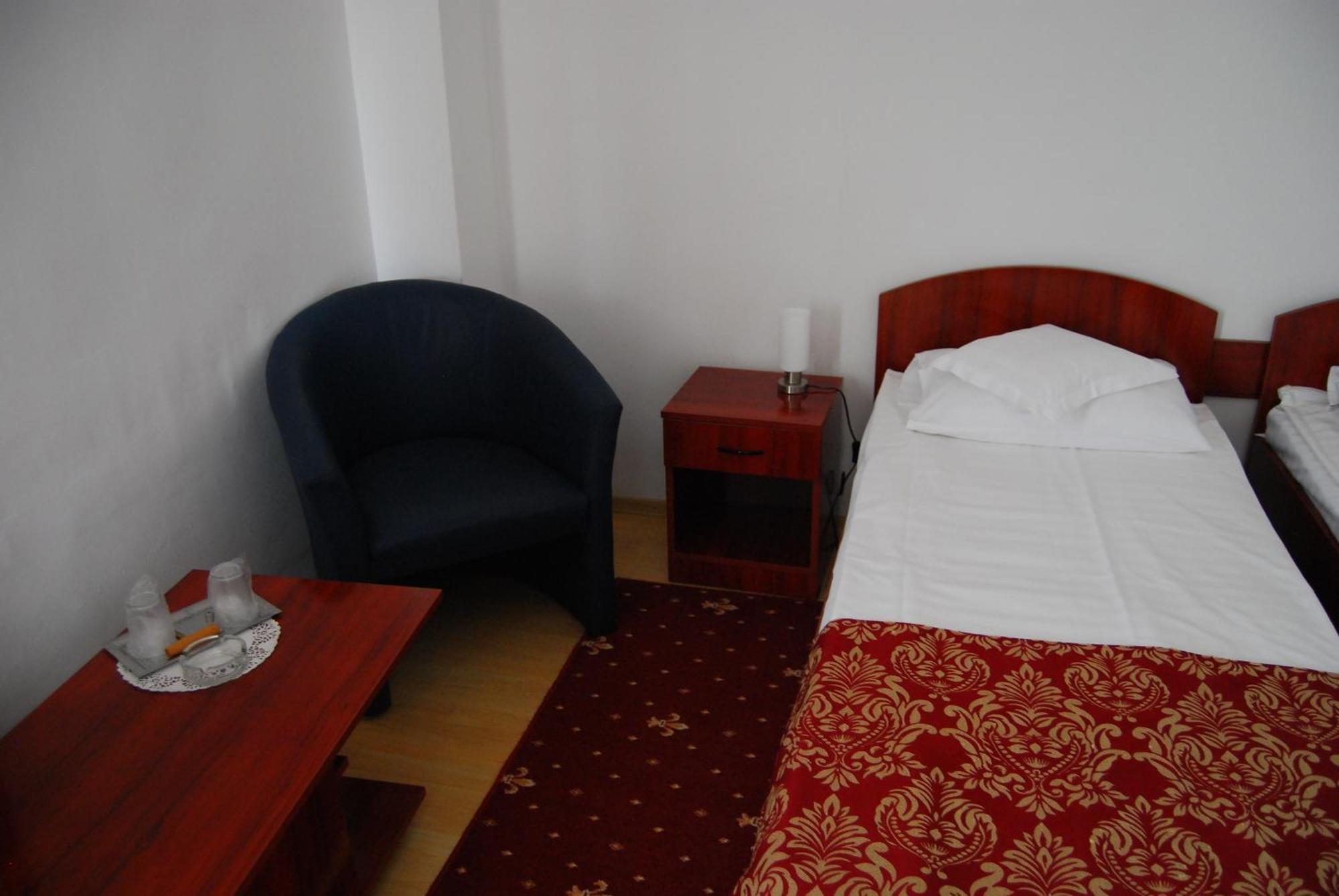 Dali Hotel Neptun Buitenkant foto