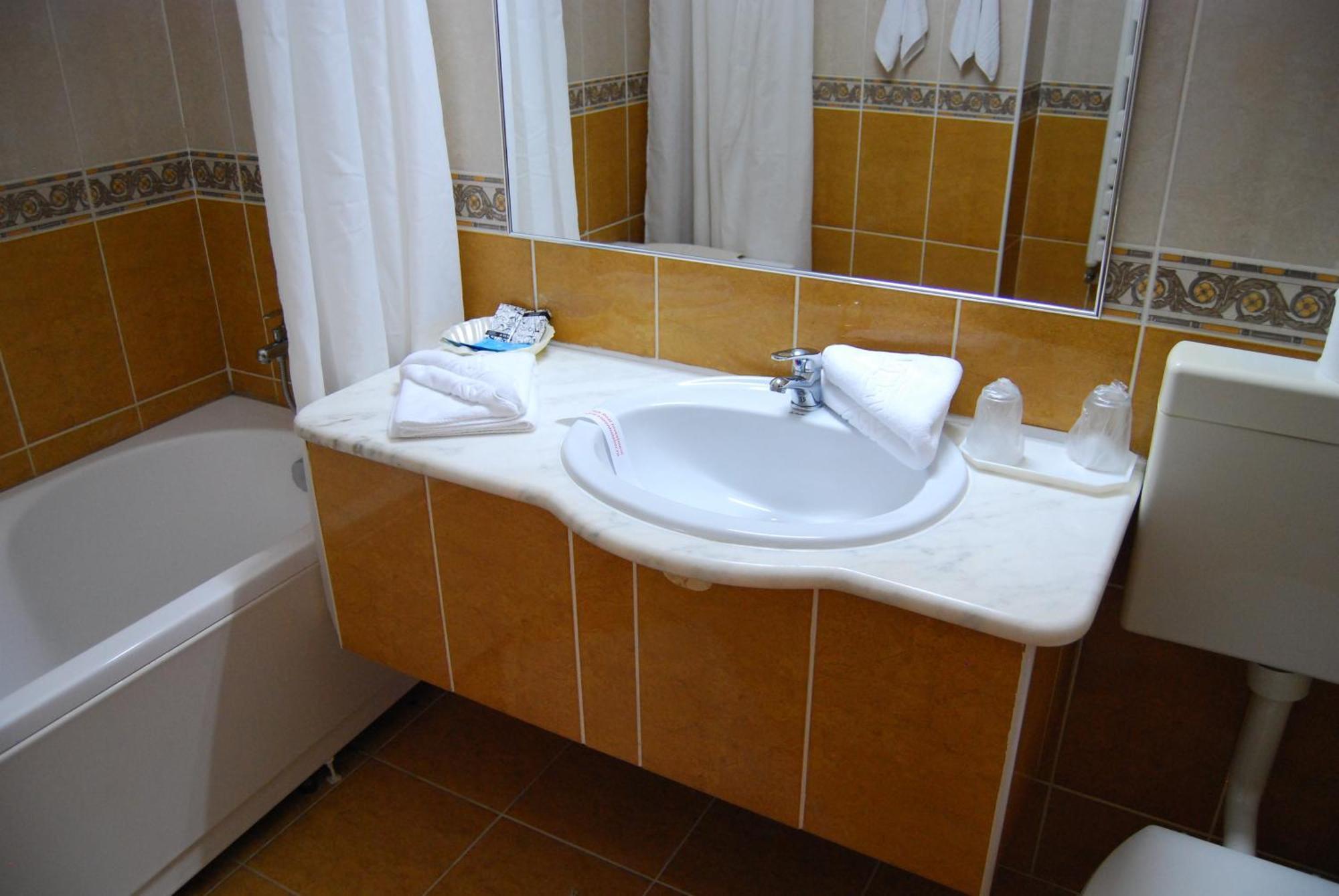 Dali Hotel Neptun Buitenkant foto