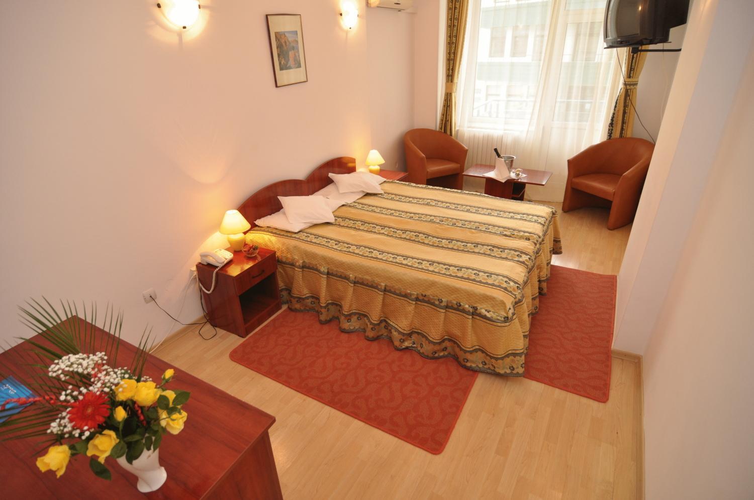 Dali Hotel Neptun Buitenkant foto